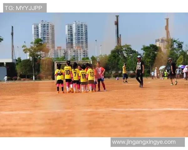 足球明星化身小黄人趣味十足的足球世界新体验 足球明星化身小黄人趣味十足的足球世界新体验